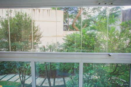 Apartamento à venda com 113m², 3 quartos e 3 vagas Apartamento à venda com 113m², 3 quartos e 3 vagasVista da Suíte