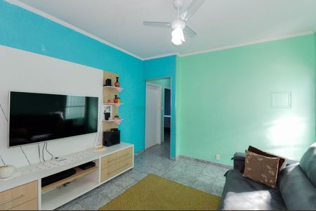 Casa à venda com 250m², 2 quartos e 4 vagas Casa à venda com 250m², 2 quartos e 4 vagasSala