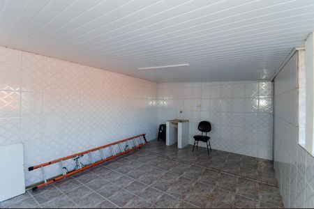 Casa à venda com 250m², 2 quartos e 4 vagas Casa à venda com 250m², 2 quartos e 4 vagasÁrea de Serviço