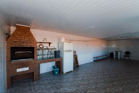 Casa à venda com 250m², 2 quartos e 4 vagas Casa à venda com 250m², 2 quartos e 4 vagasChurrasqueira