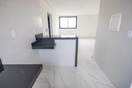 Apartamento à venda com 90m², 3 quartos e 2 vagasCozinha
