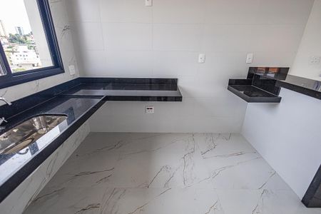 Apartamento à venda com 90m², 3 quartos e 2 vagasCozinha