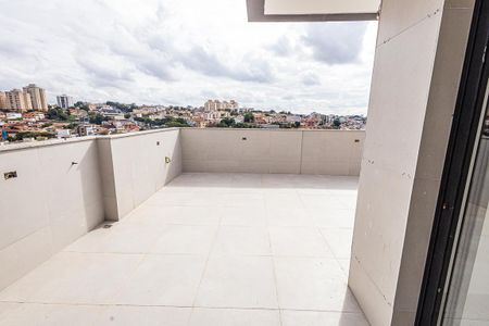 Apartamento à venda com 180m², 3 quartos e 4 vagas Apartamento à venda com 180m², 3 quartos e 4 vagasCobertura