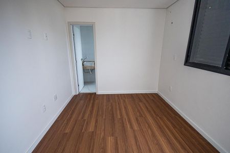 Apartamento à venda com 180m², 3 quartos e 4 vagas Apartamento à venda com 180m², 3 quartos e 4 vagasQuarto 1