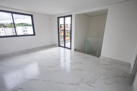 Apartamento à venda com 180m², 3 quartos e 4 vagas Apartamento à venda com 180m², 3 quartos e 4 vagasCobertura - Sala