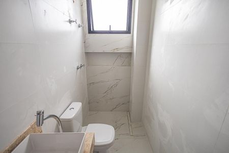 Apartamento à venda com 190m², 3 quartos e 4 vagasBanheiro Suíte