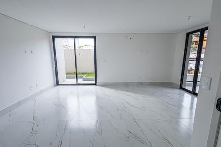 Apartamento à venda com 190m², 3 quartos e 4 vagasSala