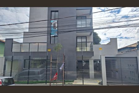 Apartamento à venda com 190m², 3 quartos e 4 vagasFachada