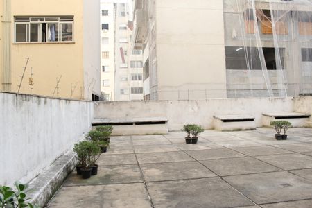 Apartamento à venda com 68m², 2 quartos e 1 vagaÁrea comum - Área Externa