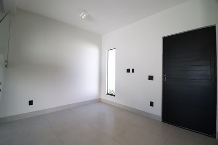 Casa para alugar com 85m², 2 quartos e 3 vagasSala