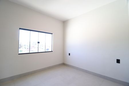 Casa para alugar com 85m², 2 quartos e 3 vagas Suíte 2
