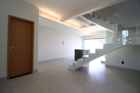 Casa para alugar com 85m², 2 quartos e 3 vagasSala
