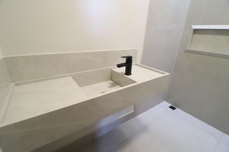 Casa para alugar com 85m², 2 quartos e 3 vagasBanheiro/Suíte 1