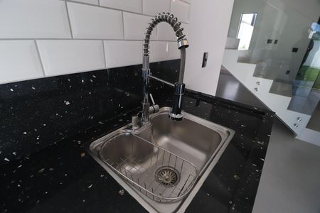 Casa para alugar com 85m², 2 quartos e 3 vagasCozinha