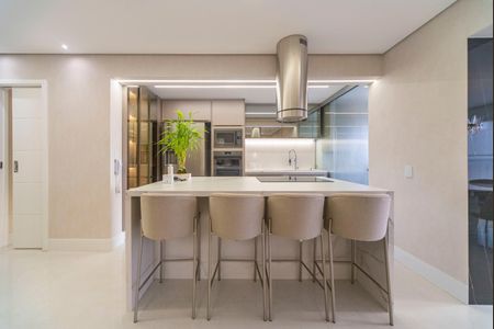 Apartamento para alugar com 112m², 3 quartos e 2 vagas Apartamento para alugar com 112m², 3 quartos e 2 vagasCozinha