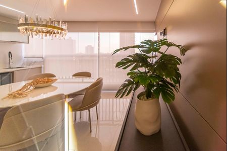 Apartamento para alugar com 112m², 3 quartos e 2 vagas Apartamento para alugar com 112m², 3 quartos e 2 vagasVista do Quarto 1