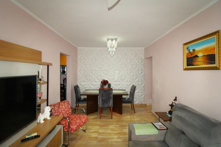 Apartamento à venda com 74m², 2 quartos e 1 vagaSala