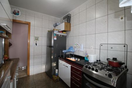 Apartamento à venda com 74m², 2 quartos e 1 vagaCozinha