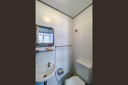 Apartamento para alugar com 125m², 3 quartos e 2 vagasBanheiro de serviço