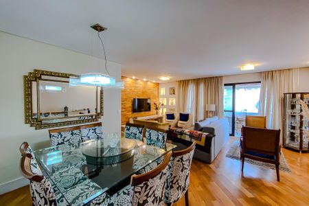 Apartamento para alugar com 125m², 3 quartos e 2 vagasSala