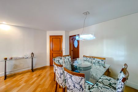 Apartamento para alugar com 125m², 3 quartos e 2 vagasSala