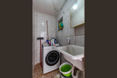 Casa à venda com 170m², 2 quartos e 2 vagasÁrea de Serviço