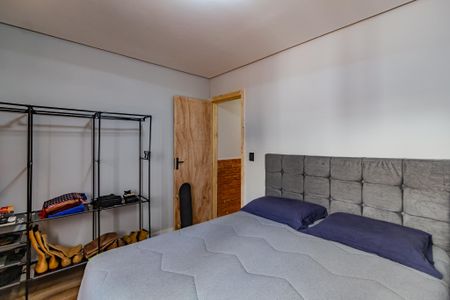 Casa à venda com 170m², 2 quartos e 2 vagasSuíte