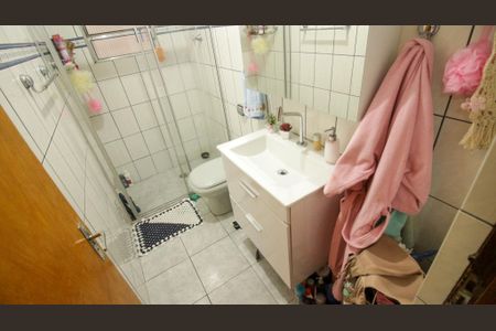 Casa à venda com 250m², 4 quartos e 1 vaga Casa à venda com 250m², 4 quartos e 1 vagaBanheiro Social 2