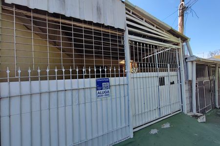 Casa para alugar com 60m², 1 quarto e 1 vagaFachada e placa