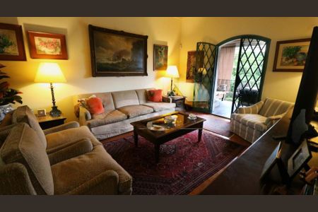 Casa à venda com 3 quartos, 300m² em Pacaembu, São Paulo