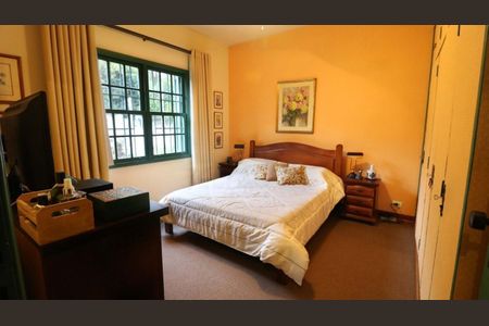 Casa à venda com 3 quartos, 300m² em Pacaembu, São Paulo