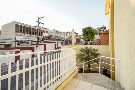 Casa de condomínio à venda com 115m², 3 quartos e 2 vagas Casa de condomínio à venda com 115m², 3 quartos e 2 vagasÁrea comum