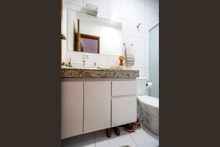 Casa de condomínio à venda com 115m², 3 quartos e 2 vagas Casa de condomínio à venda com 115m², 3 quartos e 2 vagasBanheiro da suíte