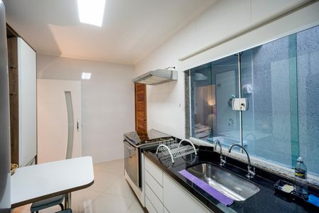Casa de condomínio à venda com 115m², 3 quartos e 2 vagas Casa de condomínio à venda com 115m², 3 quartos e 2 vagasCozinha