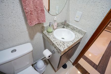 Casa de condomínio à venda com 115m², 3 quartos e 2 vagas Casa de condomínio à venda com 115m², 3 quartos e 2 vagasLavabo