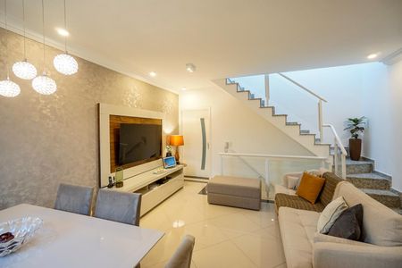 Casa de condomínio à venda com 115m², 3 quartos e 2 vagas Casa de condomínio à venda com 115m², 3 quartos e 2 vagasSala