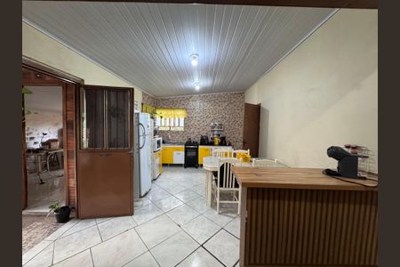 Casa à venda com 33m², 3 quartos e 1 vaga Casa à venda com 33m², 3 quartos e 1 vagaSala