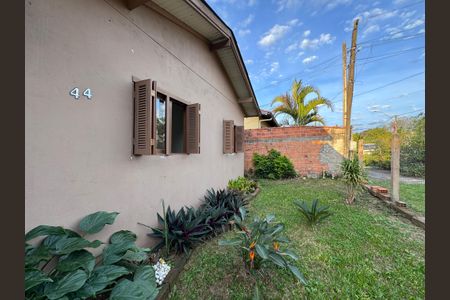 Casa à venda com 33m², 3 quartos e 1 vaga Casa à venda com 33m², 3 quartos e 1 vagaÁrea Externa