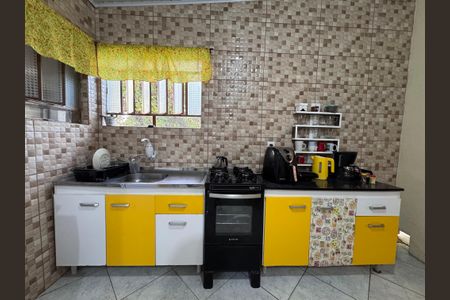 Casa à venda com 33m², 3 quartos e 1 vaga Casa à venda com 33m², 3 quartos e 1 vagaCozinha