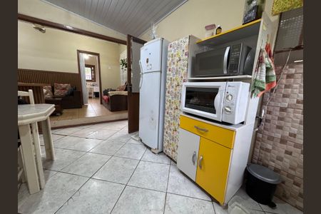 Casa à venda com 33m², 3 quartos e 1 vaga Casa à venda com 33m², 3 quartos e 1 vagaCozinha