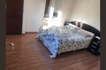 Casa à venda com 4 quartos, 340m² em Ipiranga, São Paulo