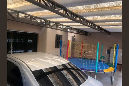 Casa à venda com 340m², 4 quartos e 3 vagas