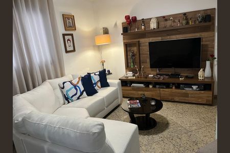 Apartamento à venda com 118m², 3 quartos e 2 vagas Apartamento à venda com 118m², 3 quartos e 2 vagasSala