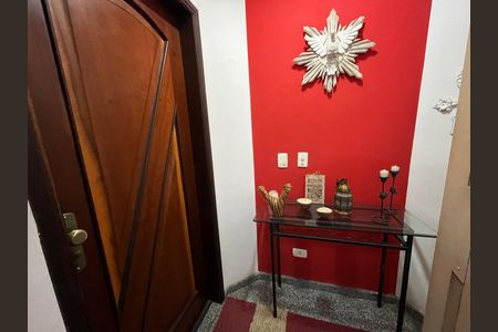 Apartamento à venda com 118m², 3 quartos e 2 vagas Apartamento à venda com 118m², 3 quartos e 2 vagasHall de Entrada