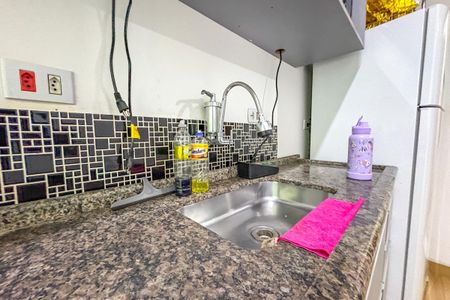 Apartamento à venda com 35m², 1 quarto e 1 vaga Apartamento à venda com 35m², 1 quarto e 1 vagaCozinha e Área de Serviço