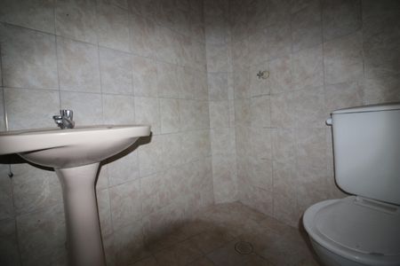 Casa à venda com 176m², 3 quartos e 2 vagasBanheiro 3