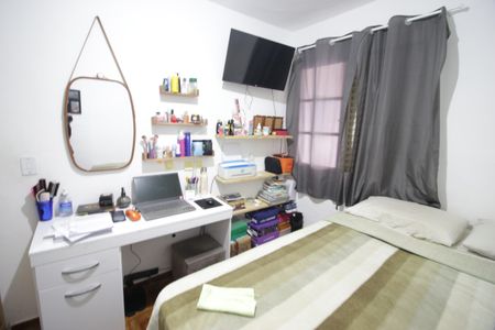 Casa à venda com 176m², 3 quartos e 2 vagasQuarto 2