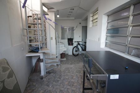 Casa à venda com 176m², 3 quartos e 2 vagasÁrea de Serviço 2