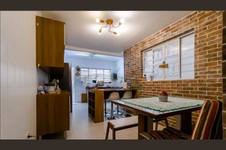 Casa à venda com 2 quartos, 180m² em Ipiranga, São Paulo
