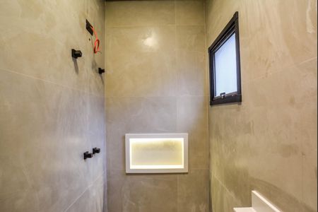 Casa à venda com 180m², 3 quartos e 2 vagasBanheiro da Suíte 1